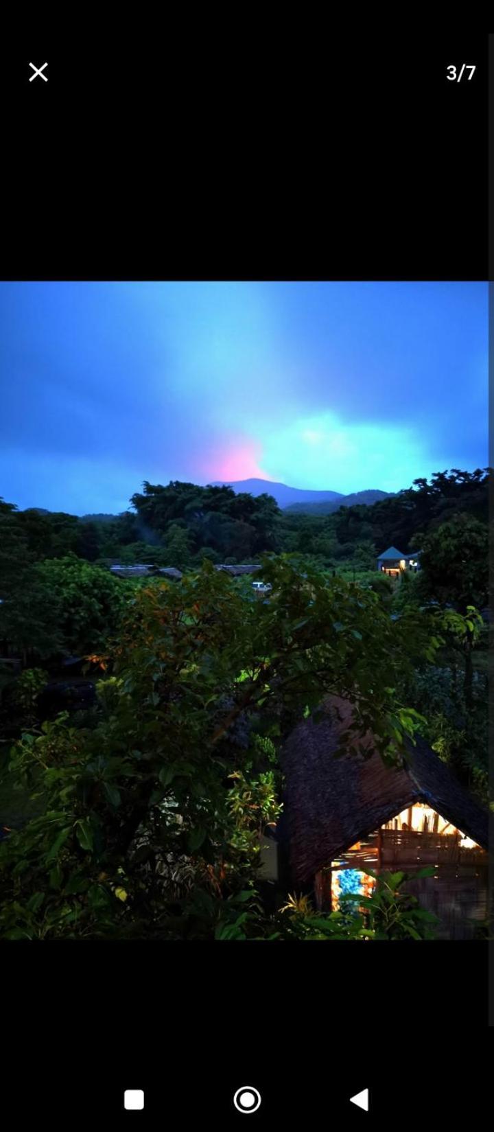 Tanna Volcano View Tree House Lenkuru Eksteriør bilde